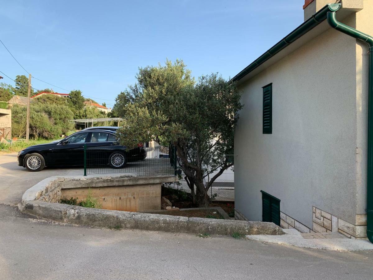 Apartment Trgici Barbat na Rabu Bagian luar foto